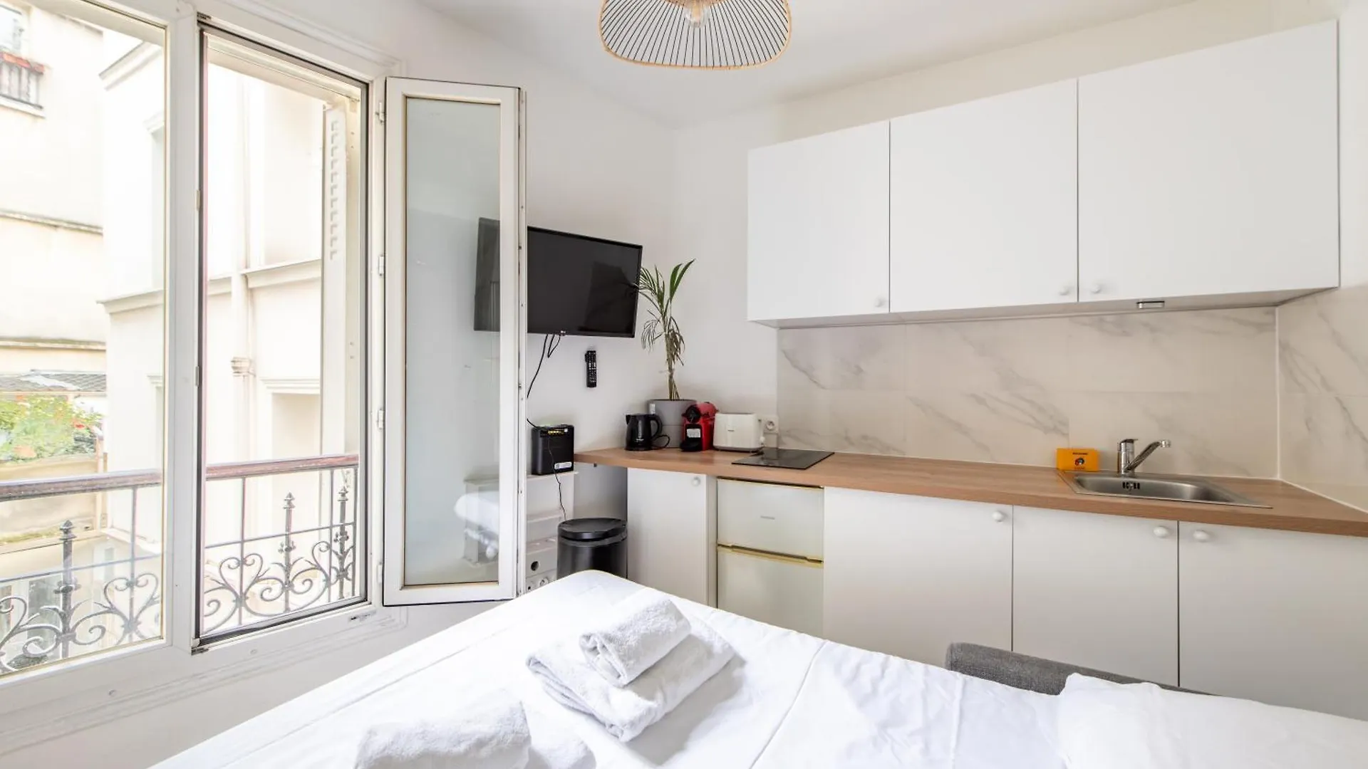 Andre Antoine - Studio Cosy Quartier Montmartre Apartment Paris France